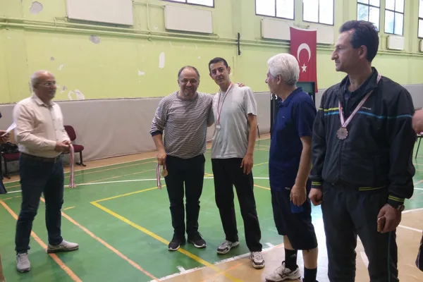 Büyük Klasman Masa Tenisi Turnuvası Yapıldı
